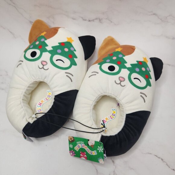 Squishmallows Shoes - NWT Original Squishmallows Jazwares Christmas Slippers Cat Christmas Tree 6-7